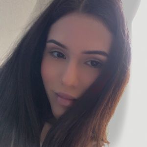 Meet your Posher, Alejandra